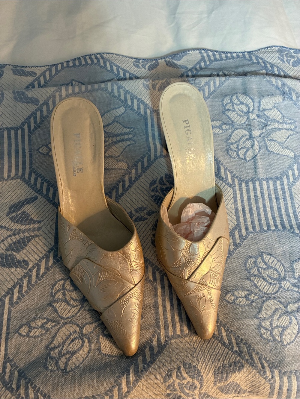 Pigalle pearled egg shell Embossed Pointed-Toe Slip-On Mules (Women)
